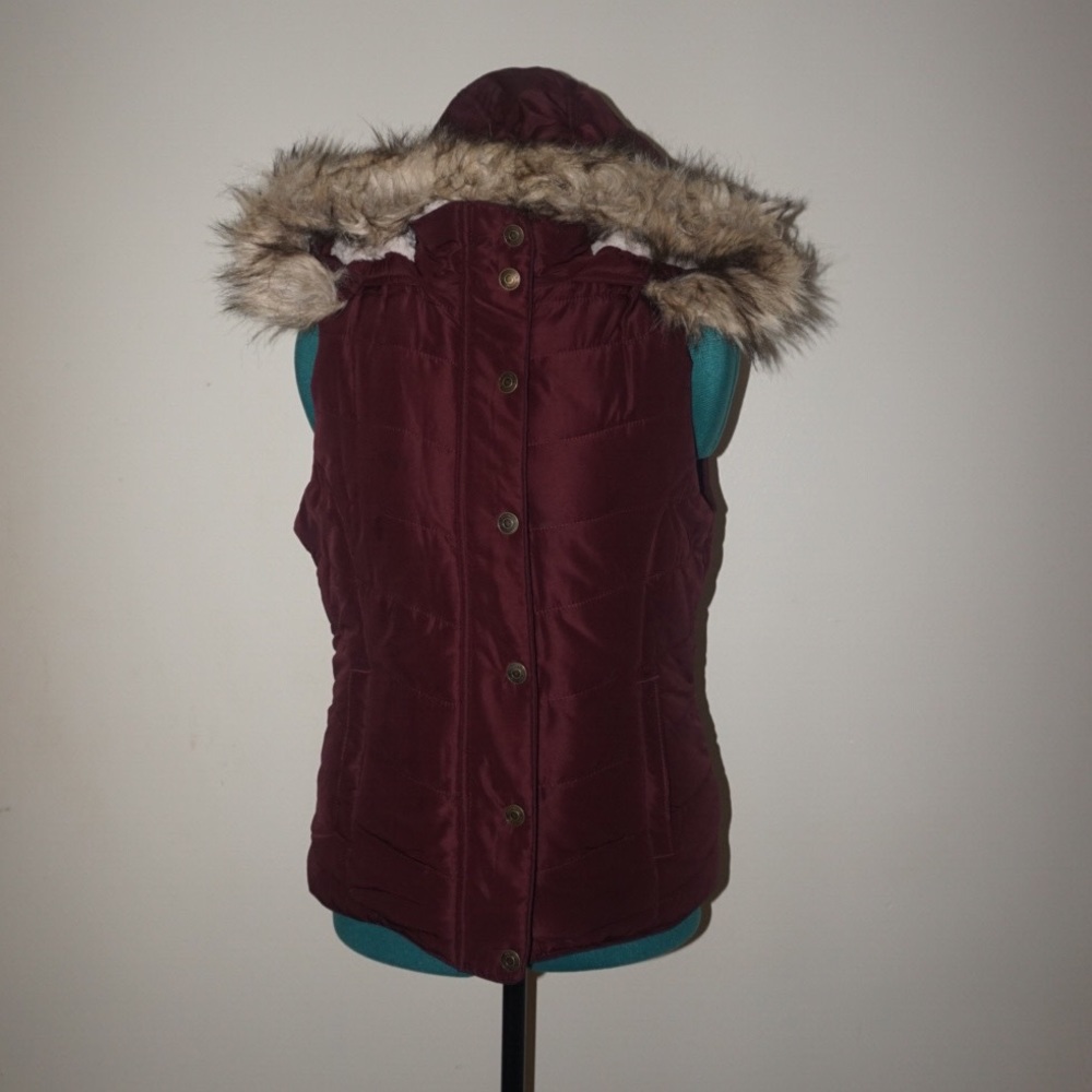 Cute Burgundy Vest With Hood